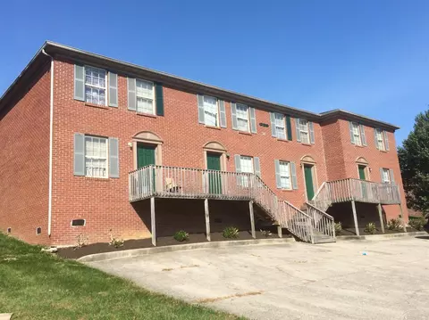 216 Mcdaniel Dr, Richmond, KY 40475 photo 1