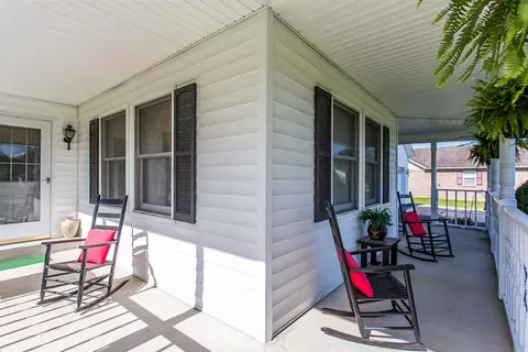 411 Plumtree Dr, Berea, KY 40403 photo 4