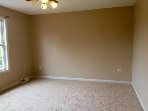 120 Cassius Ct, Berea, KY 40403 photo 4