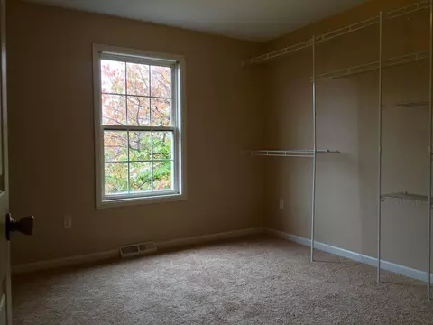 120 Cassius Ct, Berea, KY 40403 photo 2