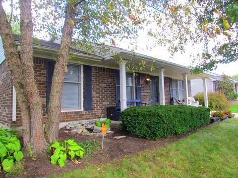 201 Silver Maple Ct, Versailles, KY 40383 photo 5