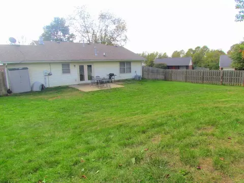 201 Silver Maple Ct, Versailles, KY 40383 photo 4