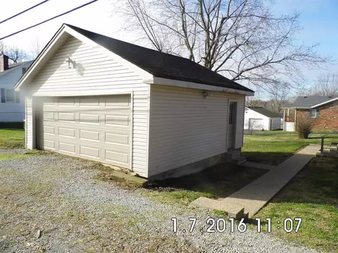 412 Third St, Perryville, KY 40468 photo 4