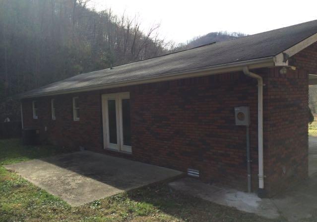 2140 Simms Fork Rd, Pineville, KY 40902 photo 3