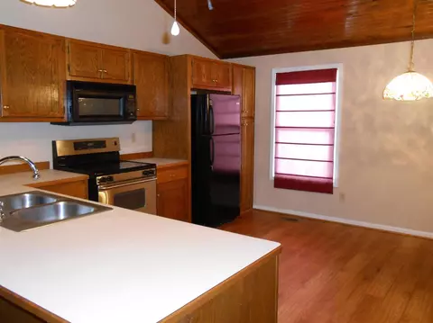 100 Devonshire Ct, Winchester, KY 40391 photo 13
