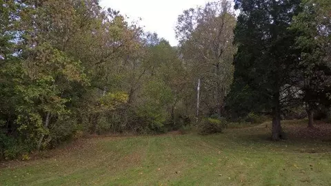 710 Red Lick Rd, Berea, KY 40403 photo 2