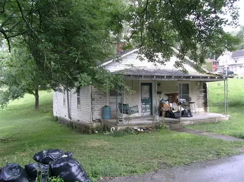1013 Whitley Ave, Corbin, KY 40701 photo 2