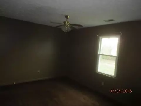 104 E Lynn St, Georgetown, KY 40324 photo 7