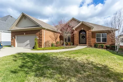 226 Lakeside Dr, Georgetown, KY 40324 photo 1