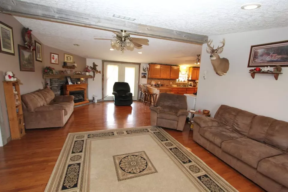  360 Goodlett Rd, Salvisa, KY 40372 photo 11