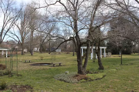 127 E Seventh St, Paris, KY 40361 photo 69