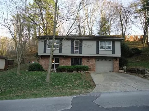 909 W 7th St, Corbin, KY 40701 photo 3