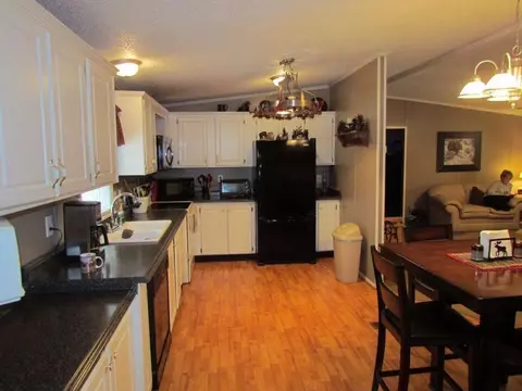 134 Walter, Waco, KY 40385 photo 16