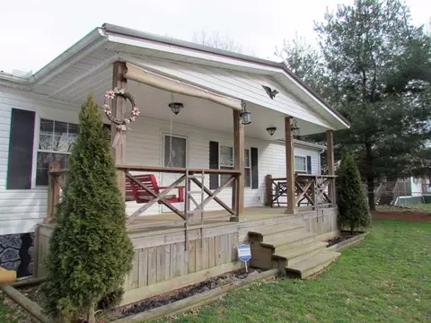 134 Walter, Waco, KY 40385 photo 2