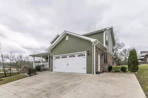 103 Lynne Dr, Berea, KY 40403 photo 2