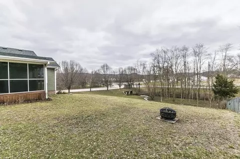 103 Lynne Dr, Berea, KY 40403 photo 9