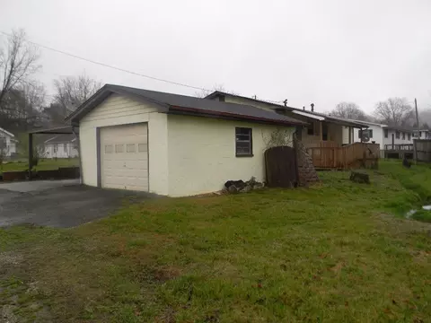 441 Moore Rd, Williamsburg, KY 40769 photo 5