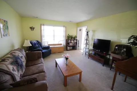 141 Old Post Rd, Paris, KY 40361 photo 6