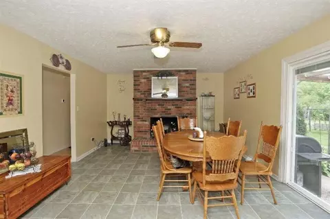 100 Pinehurst Ct, Georgetown, KY 40324 photo 6