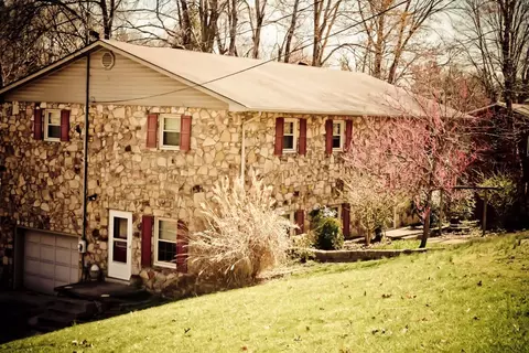 1405 Palmer St, Corbin, KY 40701 photo 1
