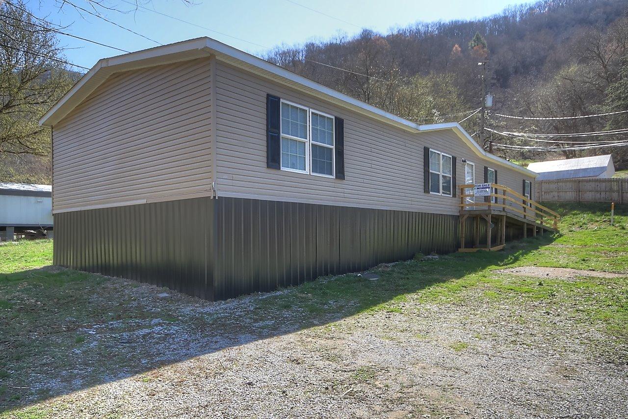 16721 Grapevine Rd, Phyllis, KY 41554 photo 1