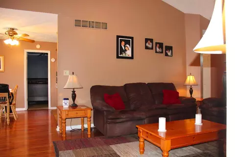 103 Cave Run Ct, Georgetown, KY 40324 photo 5