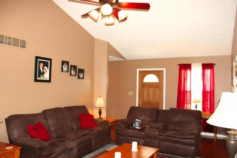 103 Cave Run Ct, Georgetown, KY 40324 photo 4