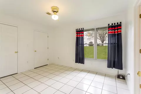 605 Flint Rd, Waco, KY 40385 photo 9