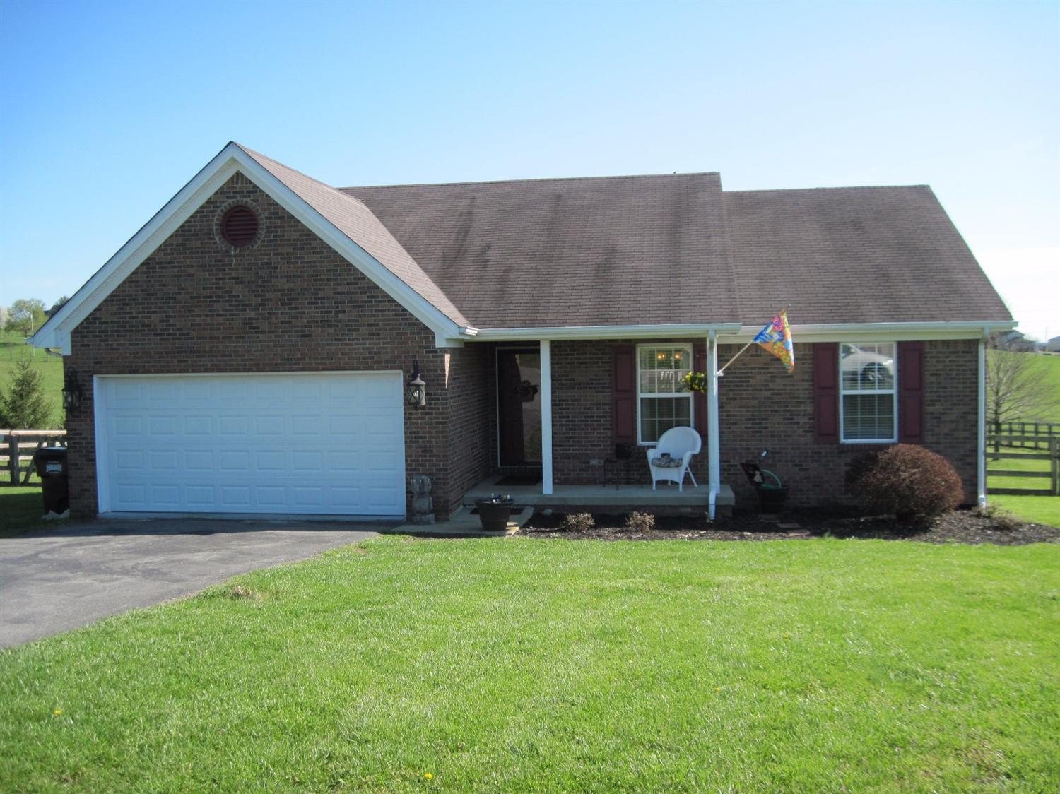 131 Rolling Mdws, Lancaster, KY 40444 photo 2