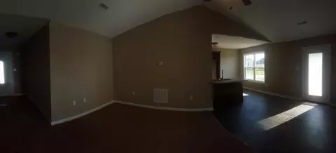 600 Walnut Creek Dr, Berea, KY 40403 photo 8