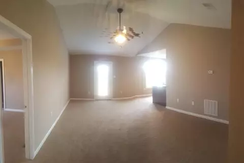 608 Walnut Creek Dr, Berea, KY 40403 photo 9