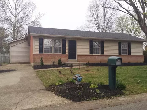 112 Locker Ct, Berea, KY 40403 photo 1