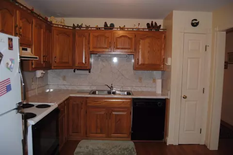 408 E 3rd St, Perryville, KY 40468 photo 7