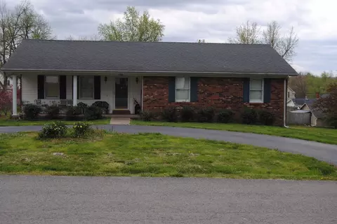 408 E 3rd St, Perryville, KY 40468 photo 1