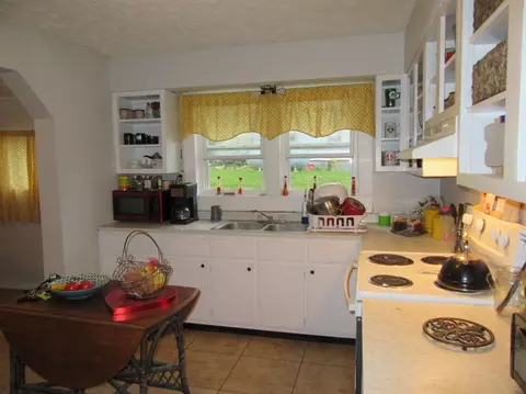 642 Rawcel St, Morehead, KY 40351 photo 5