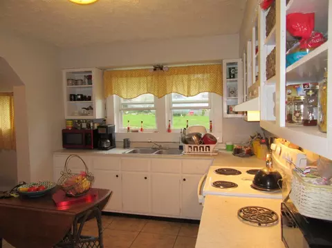 642 Rawcel St, Morehead, KY 40351 photo 6