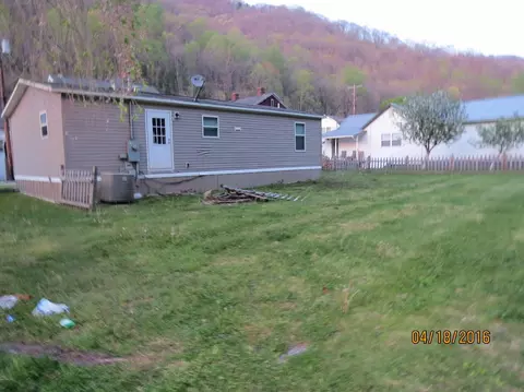 450 Creekside Rd, Lynch, KY 40855 photo 17