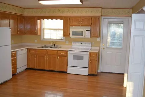 121 Cassius Court Rd, Berea, KY 40403 photo 3