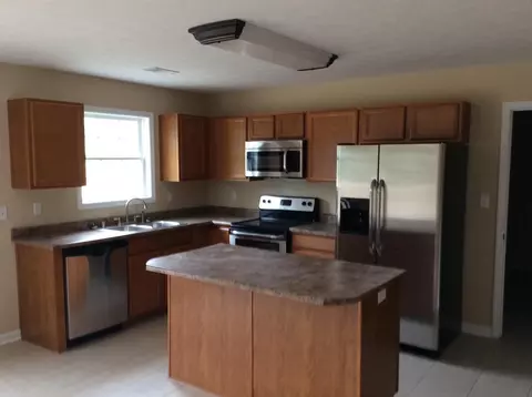 2348 Calico Rd, Berea, KY 40403 photo 2