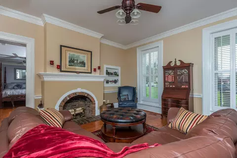601 E Main St, Georgetown, KY 40324 photo 8
