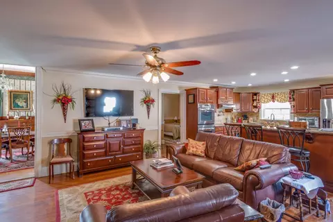 601 E Main St, Georgetown, KY 40324 photo 19