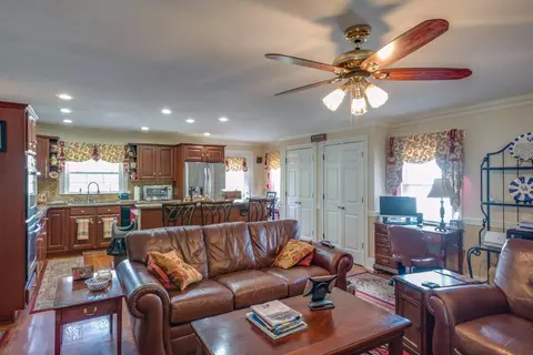 601 E Main St, Georgetown, KY 40324 photo 18