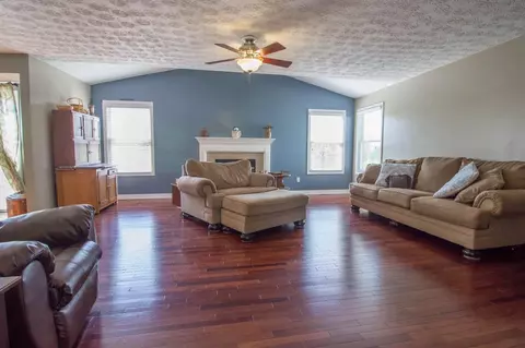 130 Johnstone Trl, Georgetown, KY 40324 photo 4