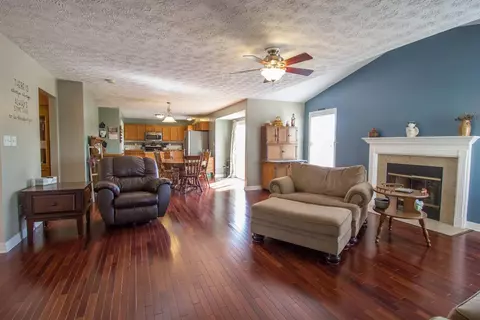 130 Johnstone Trl, Georgetown, KY 40324 photo 5