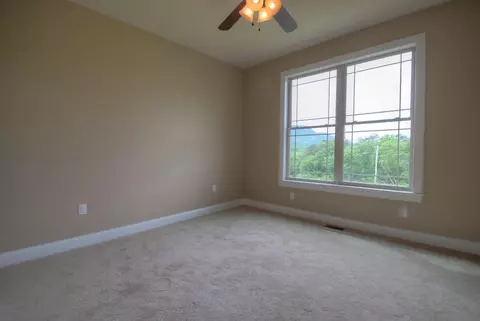100 Nikkis Cir, Berea, KY 40403 photo 14