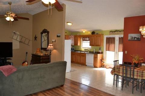 1045 Ellington Loop, Morehead, KY 40351 photo 7
