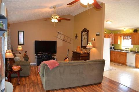 1045 Ellington Loop, Morehead, KY 40351 photo 6