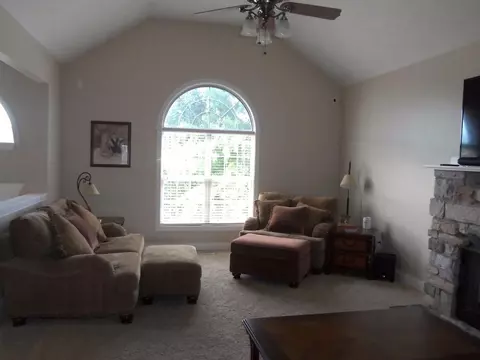 112 Hidden Paddock Ln, Georgetown, KY 40324 photo 5