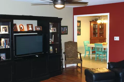 111 Shuttle Dr, Georgetown, KY 40324 photo 3
