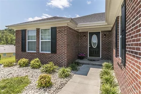 1029 Eagle Point Dr, Berea, KY 40403 photo 4